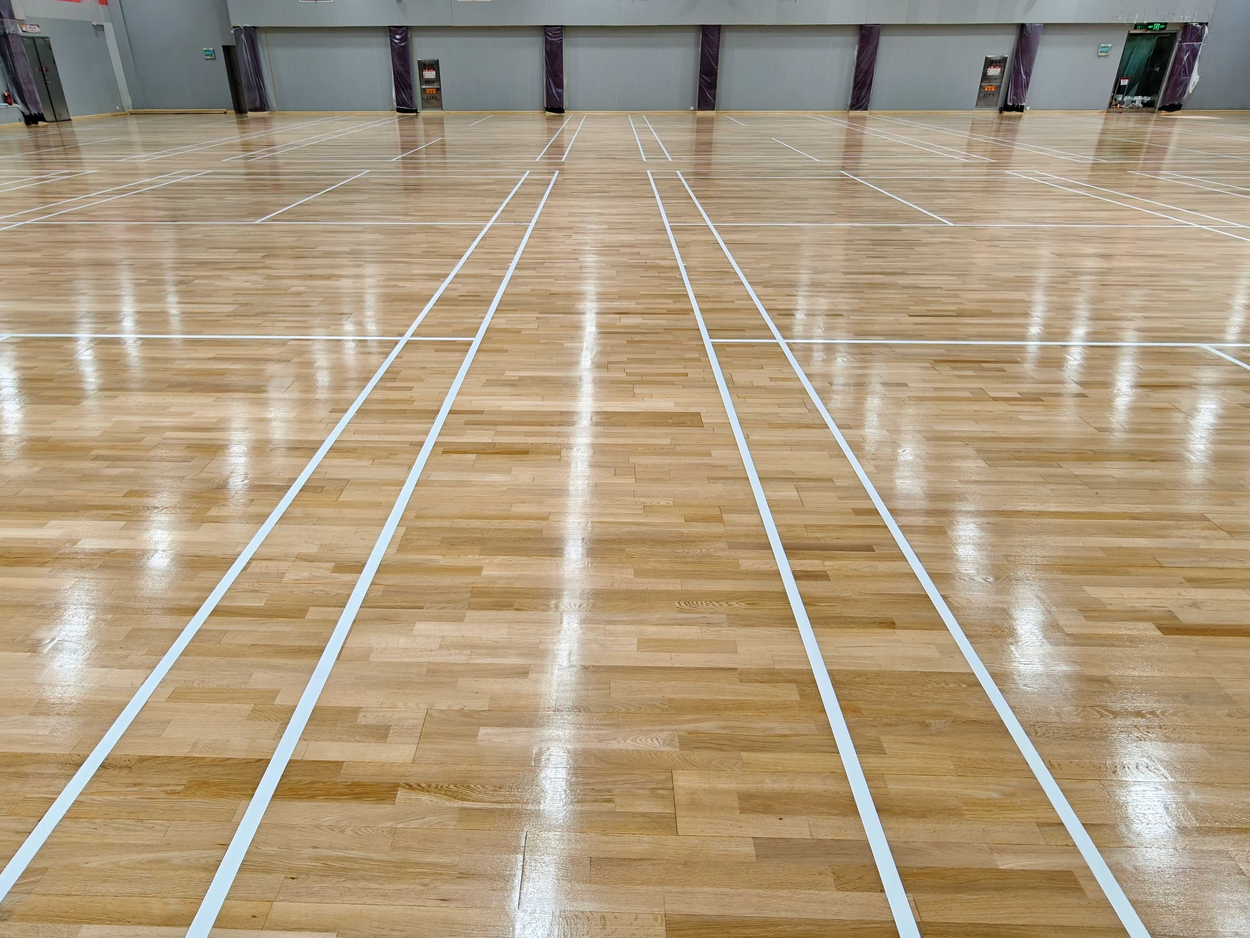 上海静安羽毛球馆面漆焕新落地，凯美沃专业运动面漆系统重塑地面健康